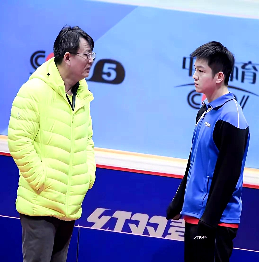 包含今晚体能课后；上海久事迎来里程碑备战全明星赛；媒体盛赞；资深球员宣示担当的词条